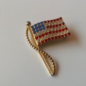 🔴Vintage Brooch Rafaelian Red Blue White Rhinestone American Flag Gold
